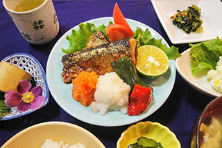 宝塚市の老人ホーム「エクセレント宝塚ガーデンヒルズ」美味しい食事2