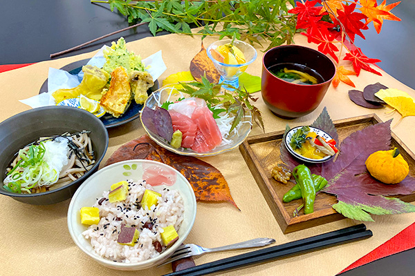 えくせれんと磯子ベイサイドの食事例