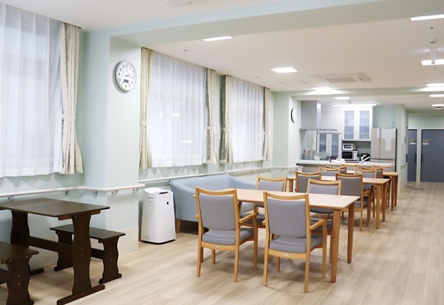 大阪市旭区のグループホーム エクセレント城北公園前【居間・食堂１】
