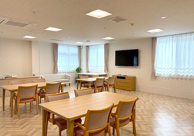 平塚市の看護小規模多機能型居宅介護 エクセレント湘南シーサイド【居間・食堂】